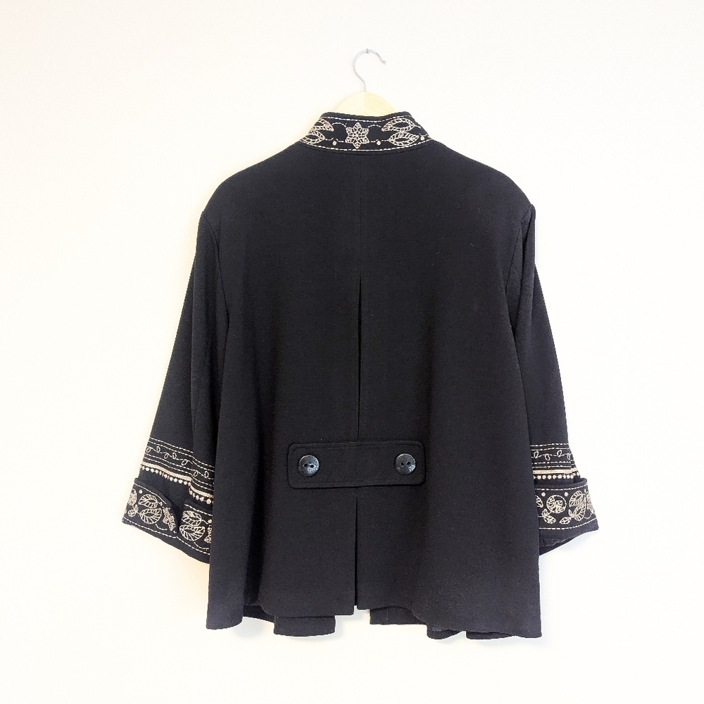 Vintage Tweeds Embroidered Black Poncho Coat - Picture 2 of 4